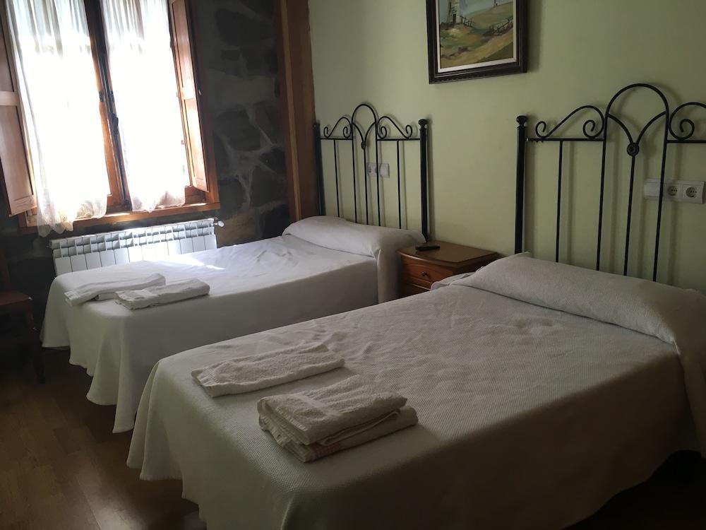 Hotel Rural Camino Medulas ポンフェラダ エクステリア 写真